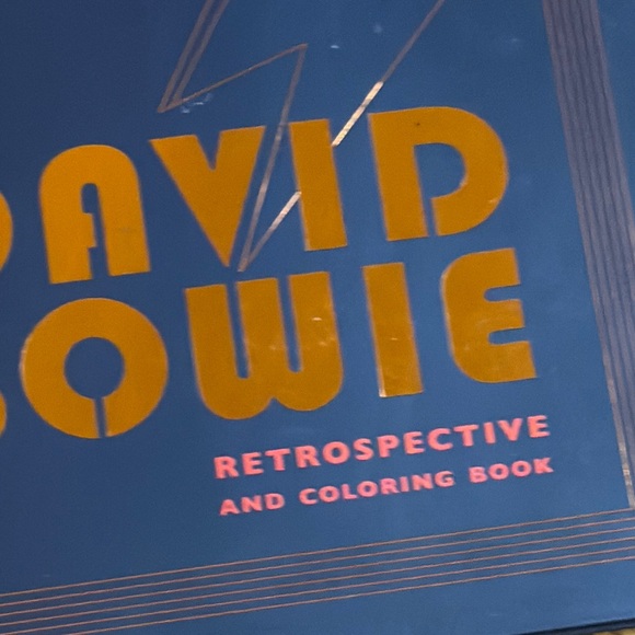 David Bowie Retrospective and Coloring Book - Picture 2 of 11